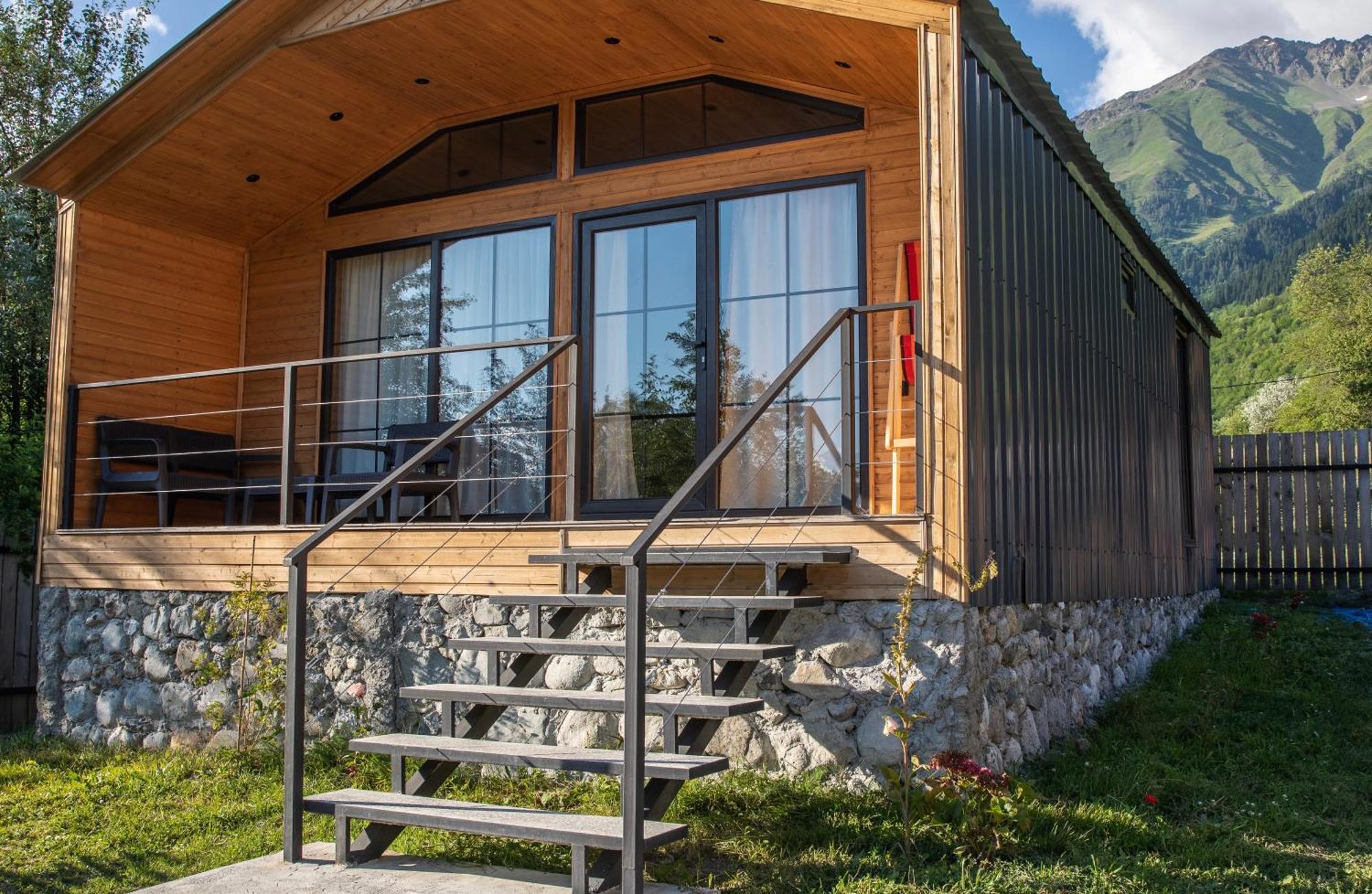 Mestia Villas Kültér fotó