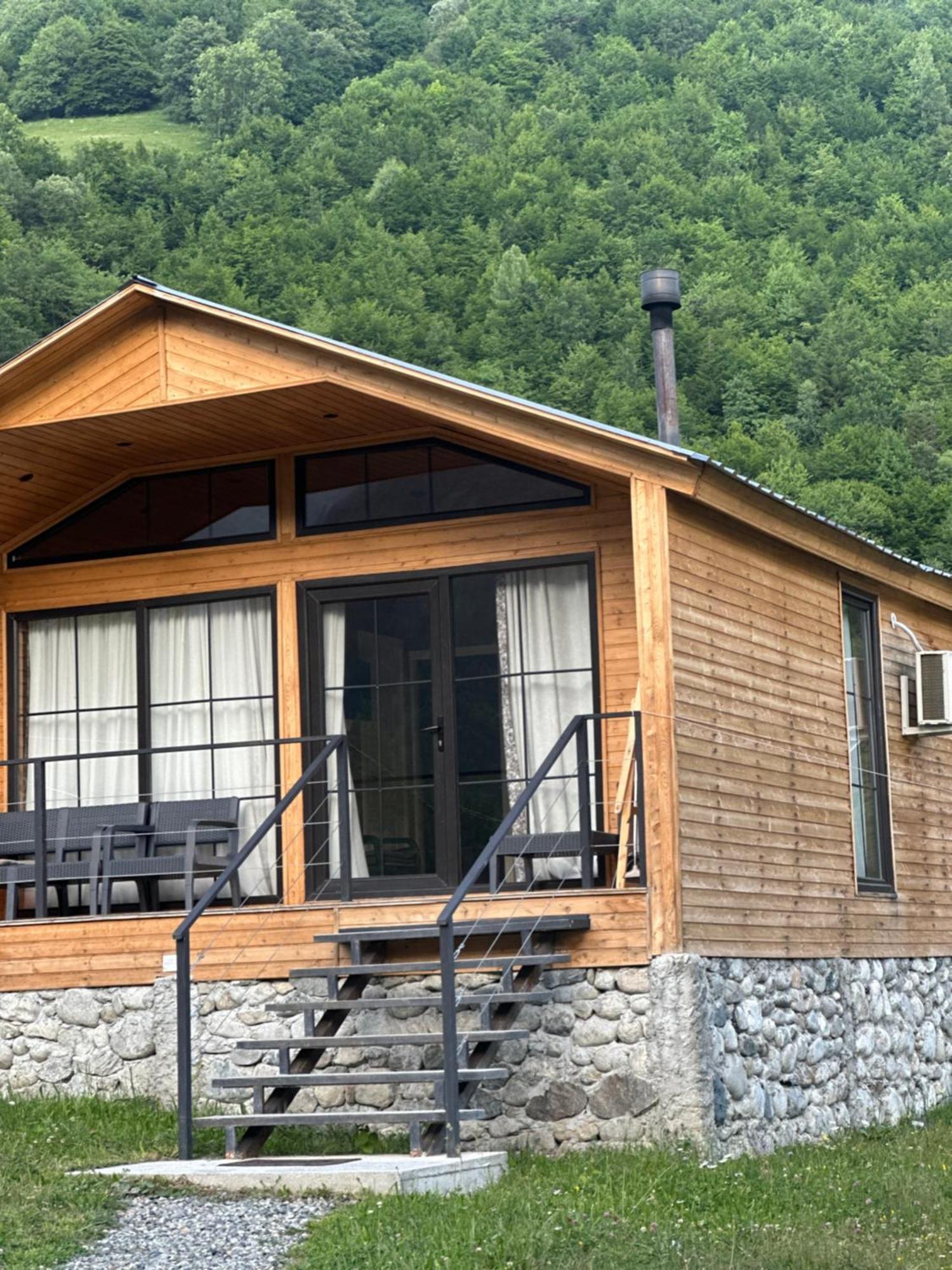 Mestia Villas Kültér fotó