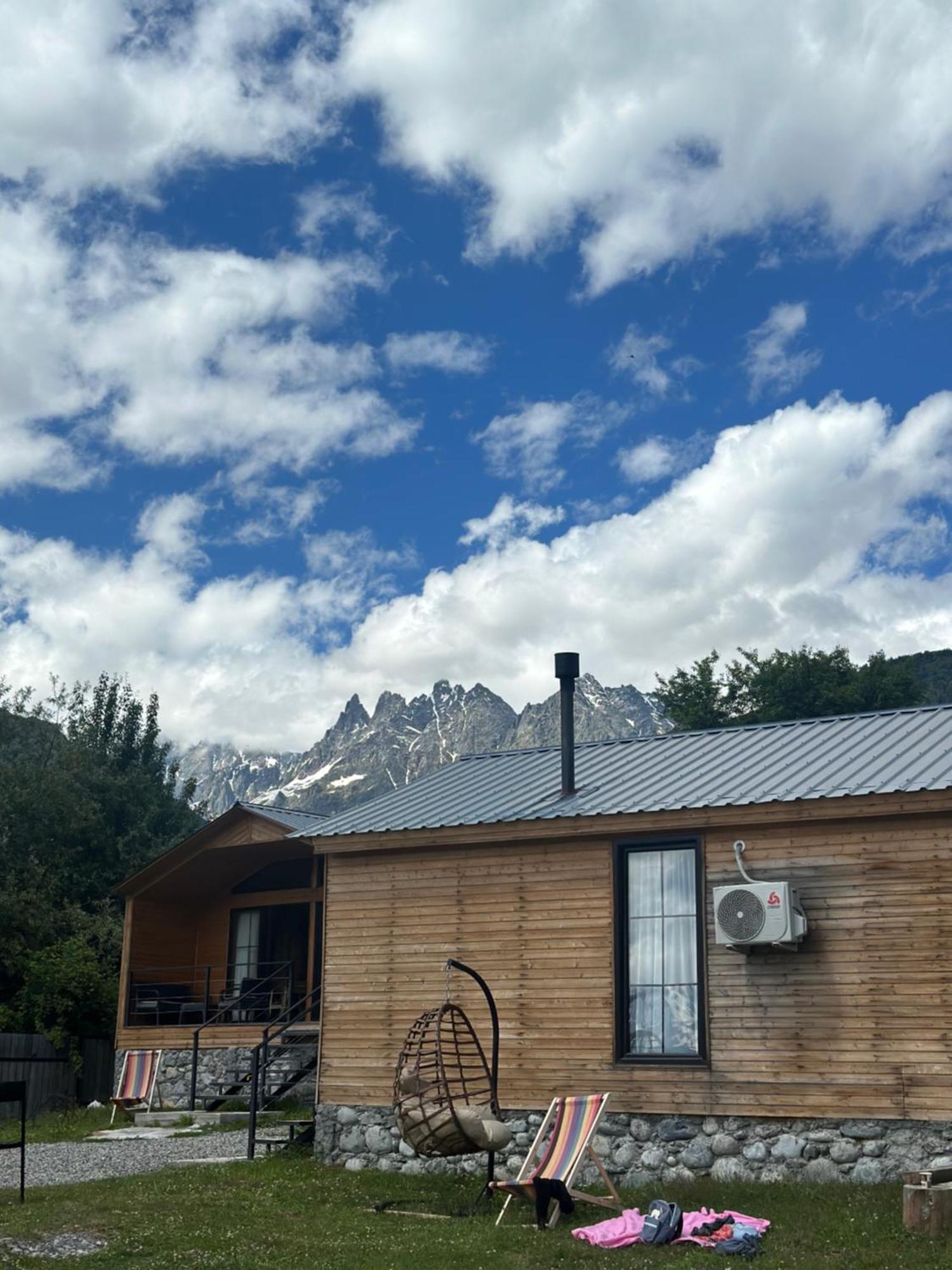 Mestia Villas Kültér fotó