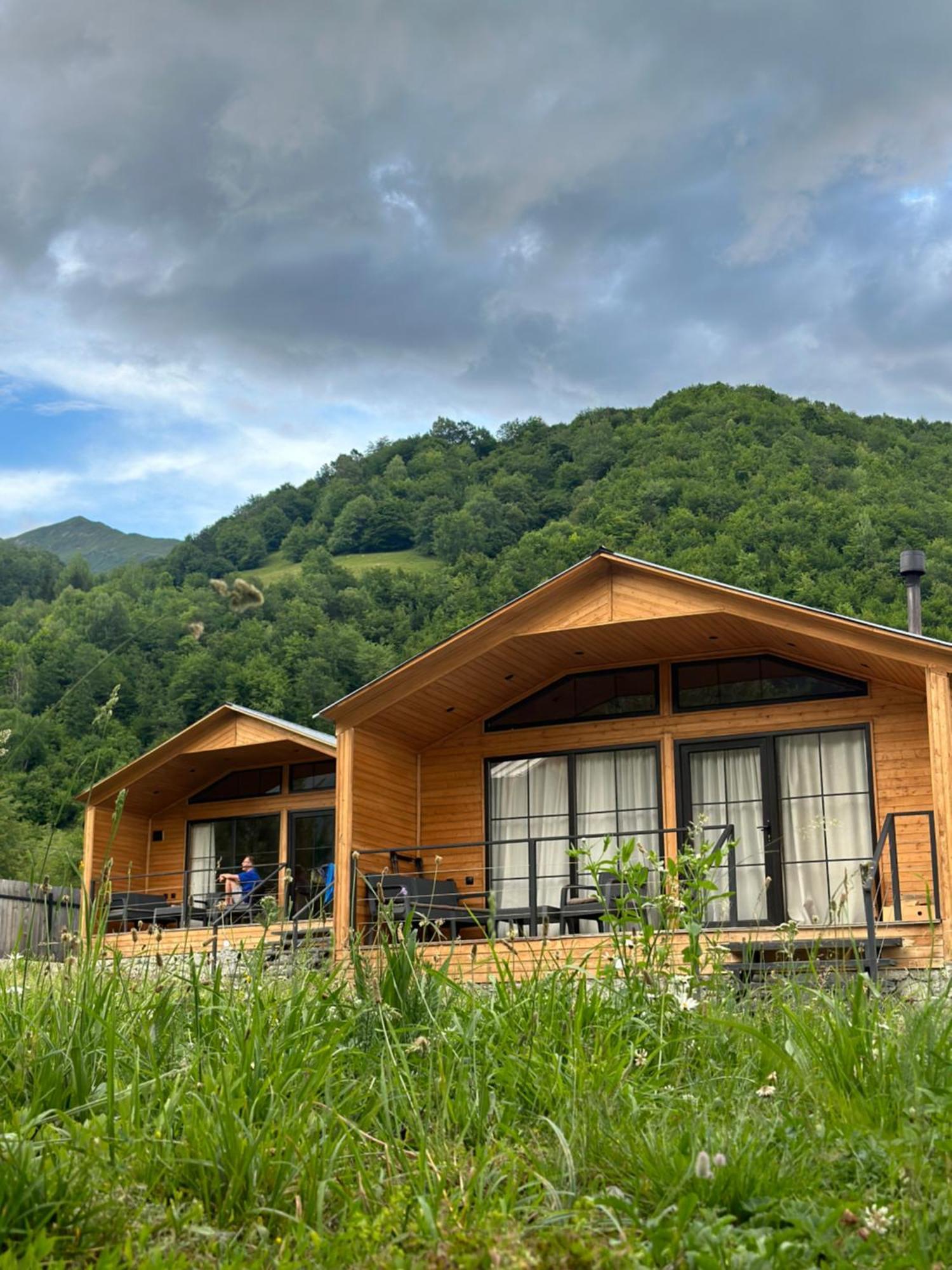 Mestia Villas Kültér fotó